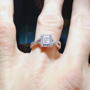 1/4 Carat T.W. Silver princess cut women's diamond engagement ring